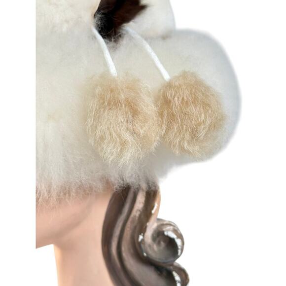 Womens VTG Ivory Shearling Big Brimmed Hat 1970s Large Size Pom Poms - Picture 2 of 8